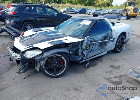 1997 Chevrolet Corvette из США, поврежденный, VIN 1G1YY22GXV5105939